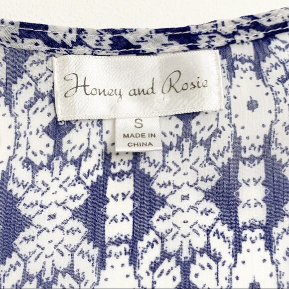 Honey and Rosie Romper Blue Periwinkle Surplice Long Sleeve Romper Small - Picture 3 of 14